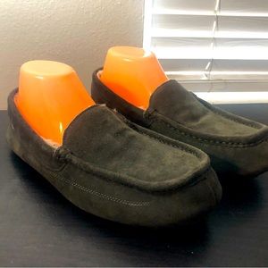 Amazone Essential Women’s Gray Faux Fur Suede Slip On Shoes Size 9